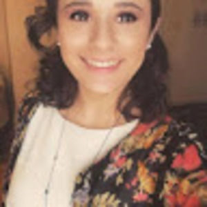 Meet your Posher, Julissa